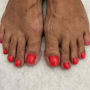 Pedicure vermelha